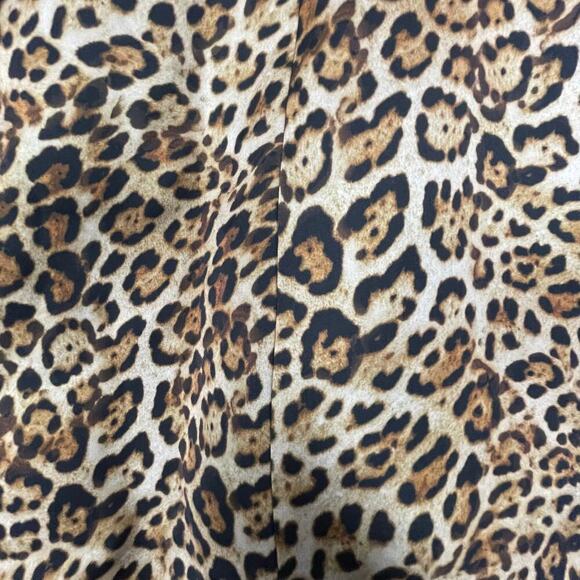 Zara Women's Leopard Print High-Rise Pleated Shorts L – Back Zip Closure - Picture 4 of 7